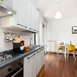 דירה Terrace Con Parcheggio Incluso מילאנו
