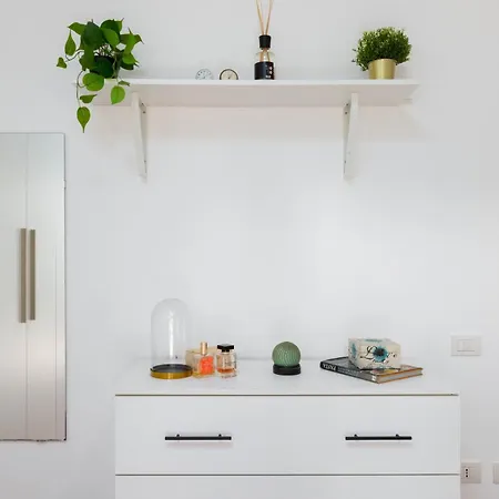 Terrace Con Parcheggio Incluso Milão